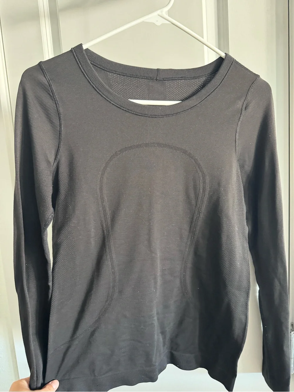 Lululemon swiftly 4 in relaxed fit black